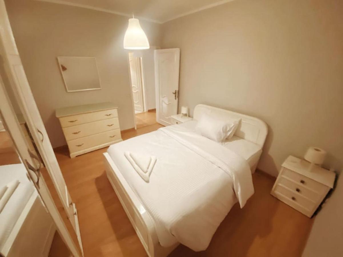 Apartment Lisianthus 2br With Garden View In Maadi *